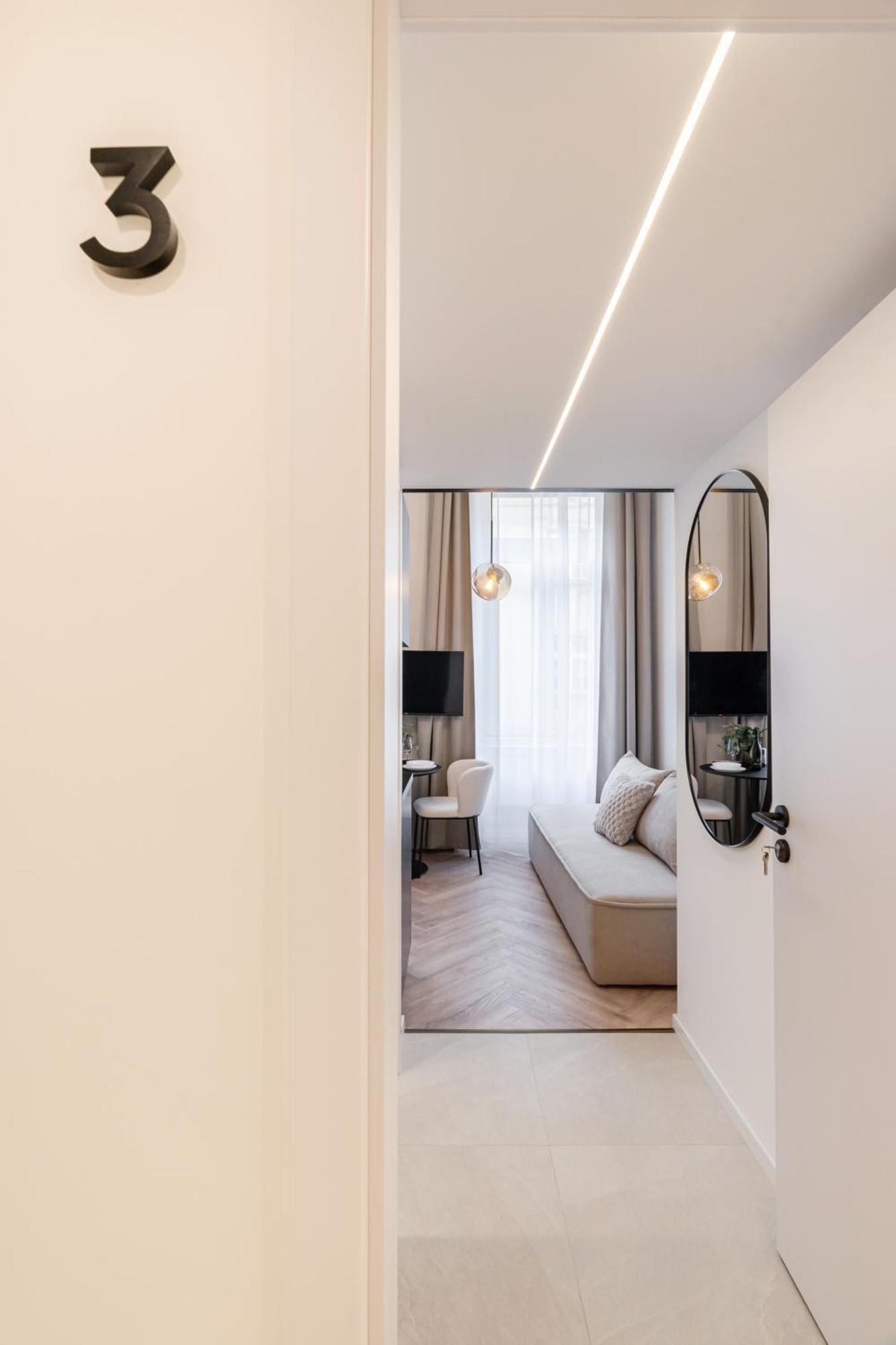 E22 - Boutique Apartments, Location By Bqa