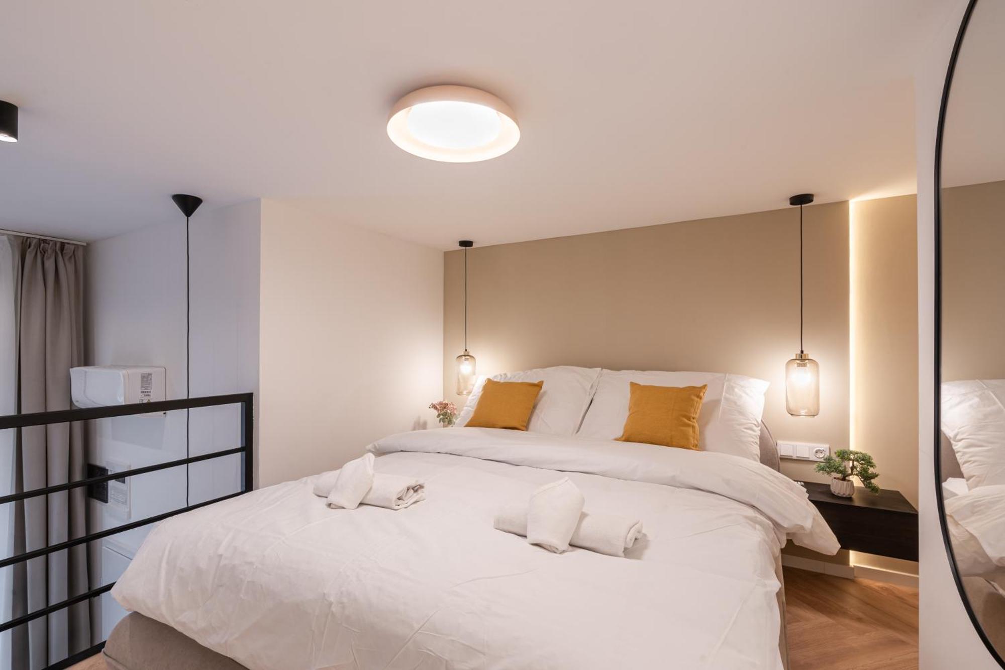 E22 - Boutique Apartments, Location By Bqa Apartament *