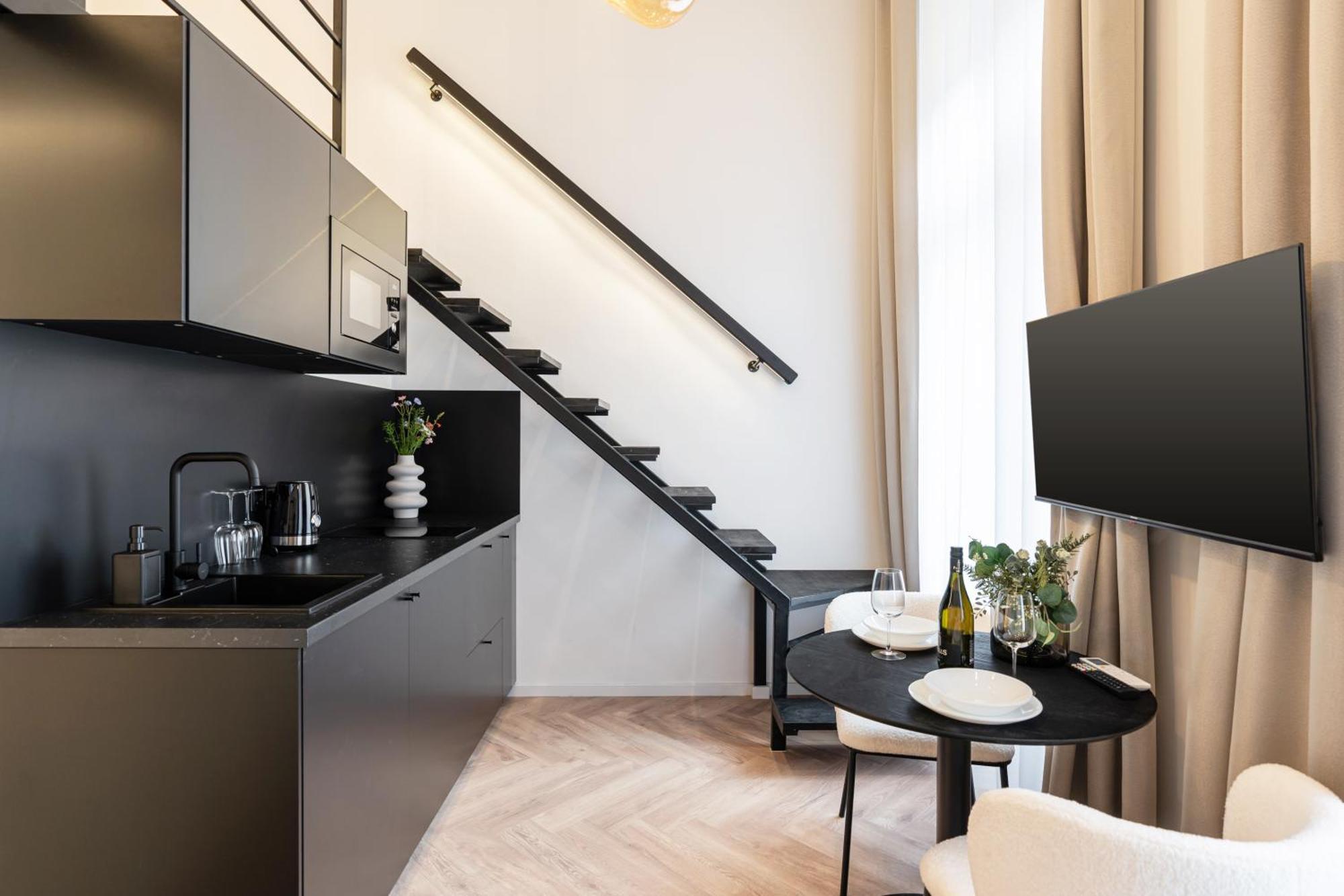 E22 - Boutique Apartments, Location By Bqa Apartament *