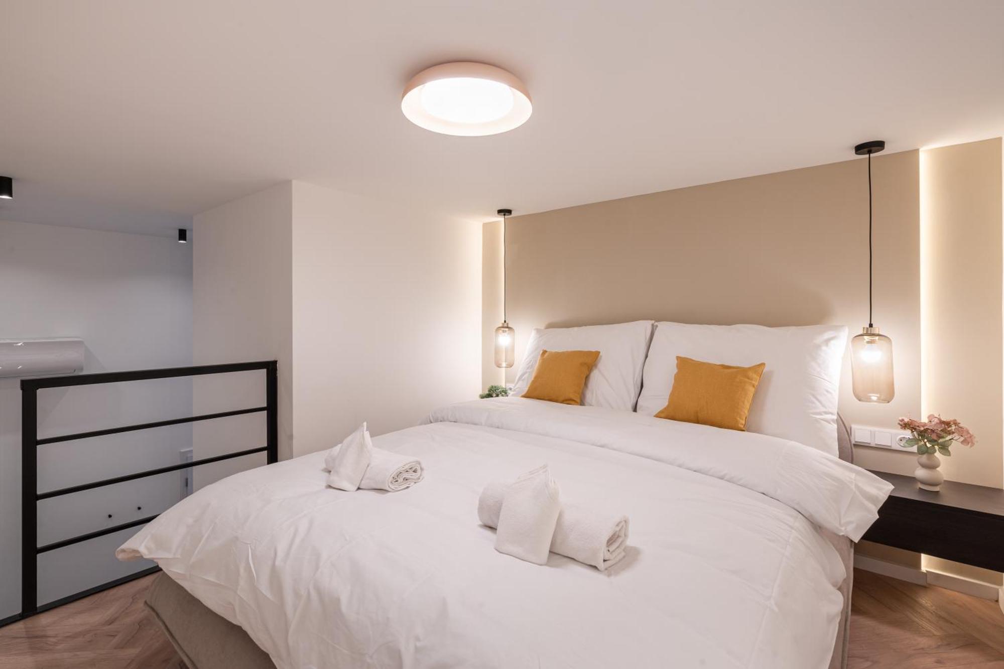 E22 - Boutique Apartments, Location By Bqa Apartament *